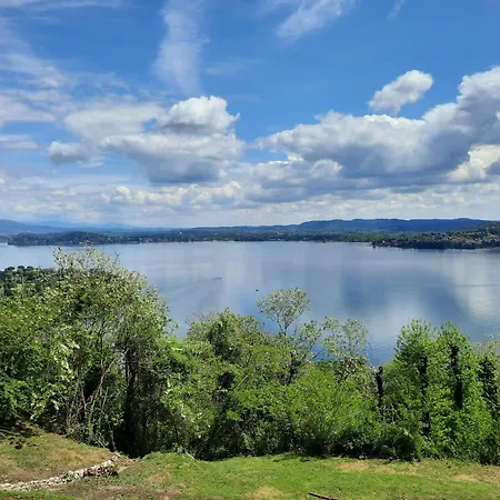 Casa Birtukan Nyaraló Massino Visconti